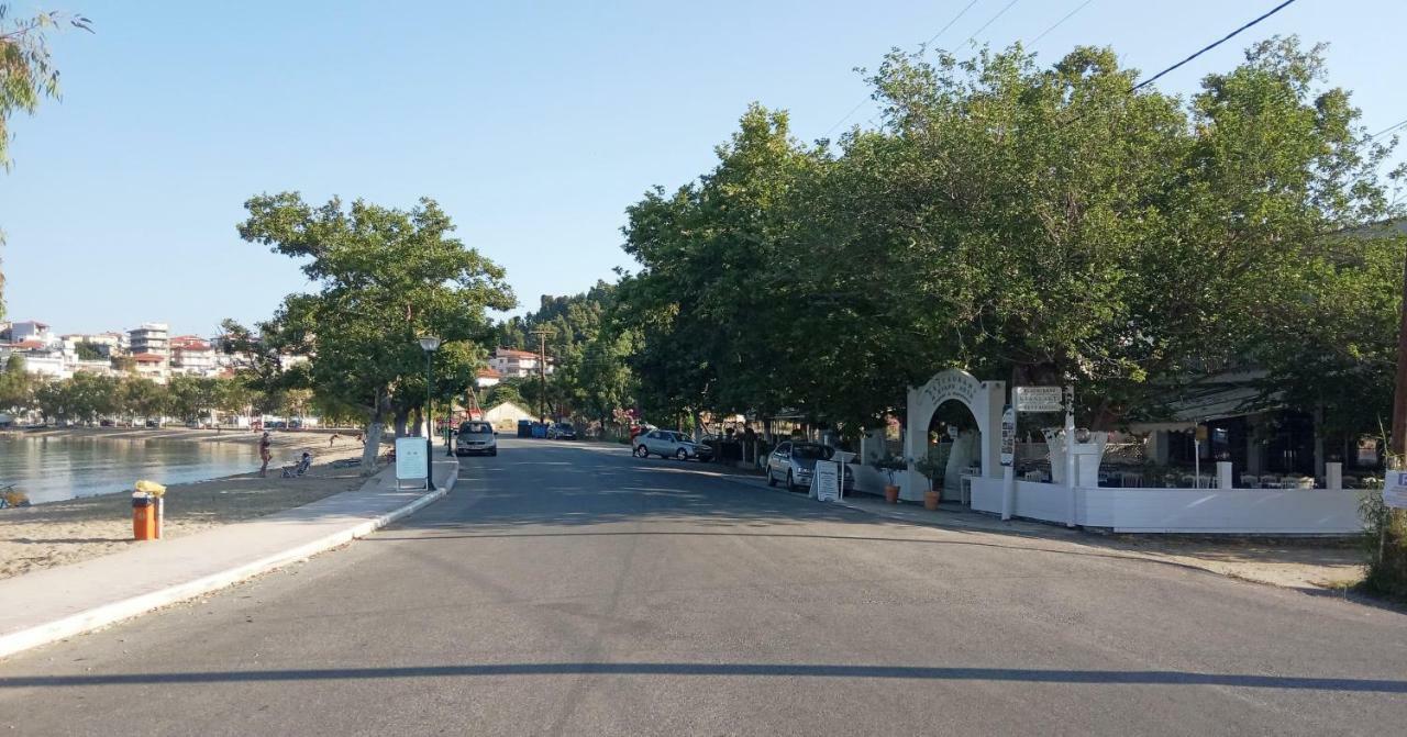 Villa Georgia Beach Neos Marmaras Extérieur photo